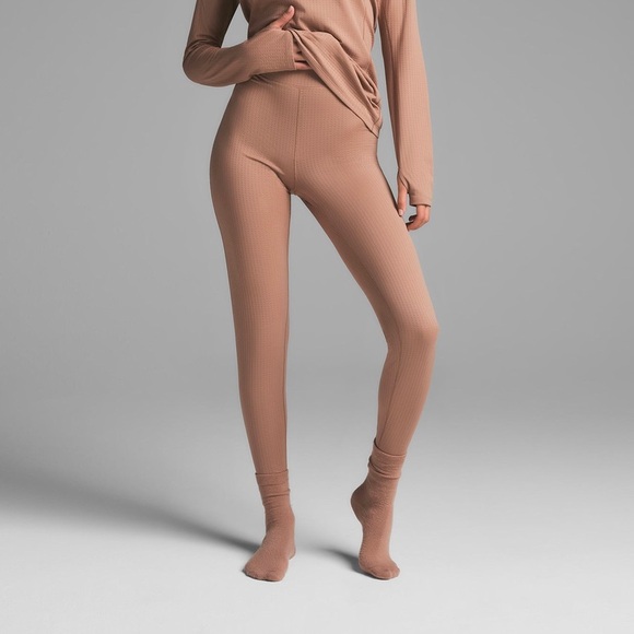 Skims x the north face dotknit leggings in Sienna small NWT
